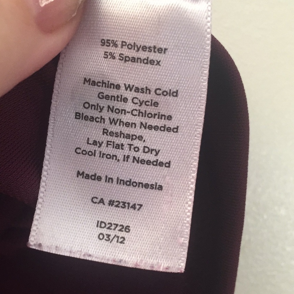 Talbots burgundy V neck top, plus size 2X - Picture 3 of 3